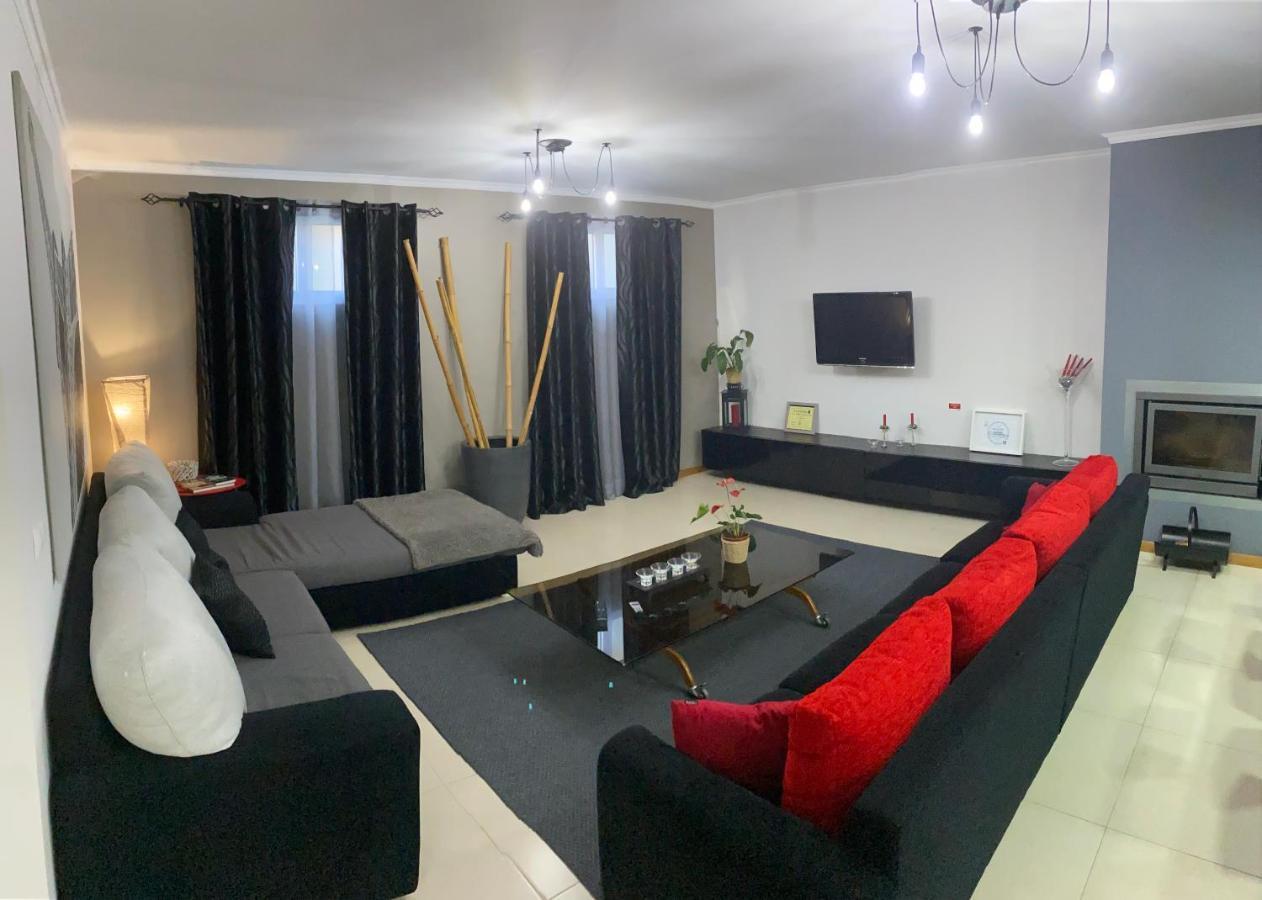 Alojamento House 66 Apartment ปอนตาเดลกาดา ภายนอก รูปภาพ