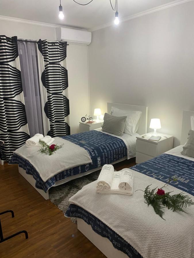 Alojamento House 66 Apartment ปอนตาเดลกาดา ภายนอก รูปภาพ