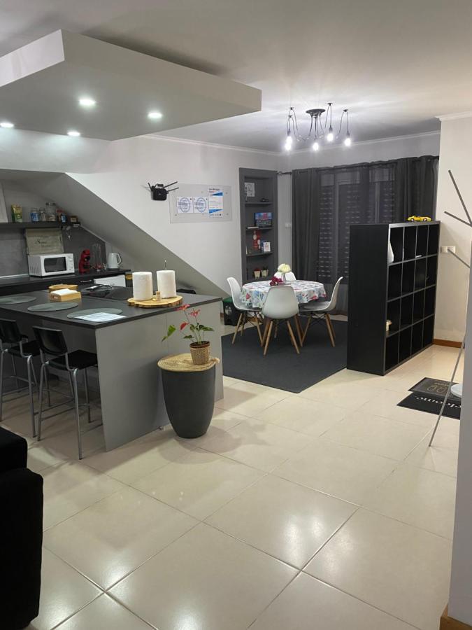 Alojamento House 66 Apartment ปอนตาเดลกาดา ภายนอก รูปภาพ